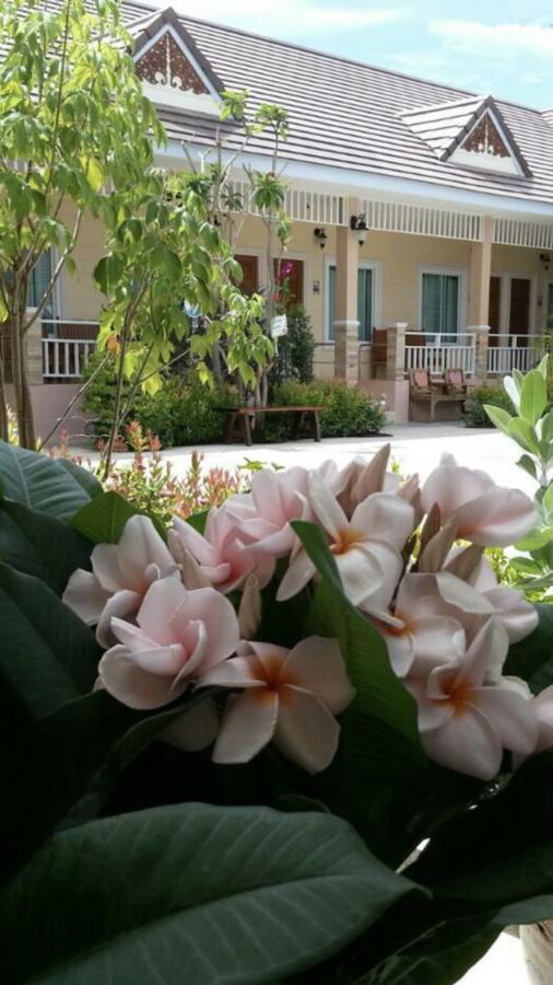 Suksopha Resort Prachuap Khiri Khan Luaran gambar